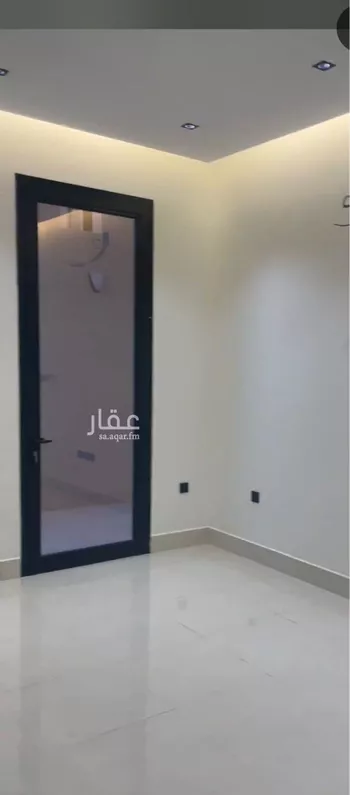 عمارة للبيع في شارع أحمد بن هاشم, حي المهدية, مدينة الرياض, منطقة الرياض صورة 3