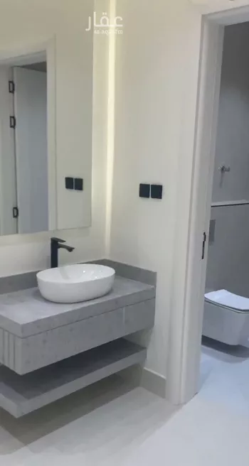 عمارة للبيع في شارع أحمد بن هاشم, حي المهدية, مدينة الرياض, منطقة الرياض صورة 2