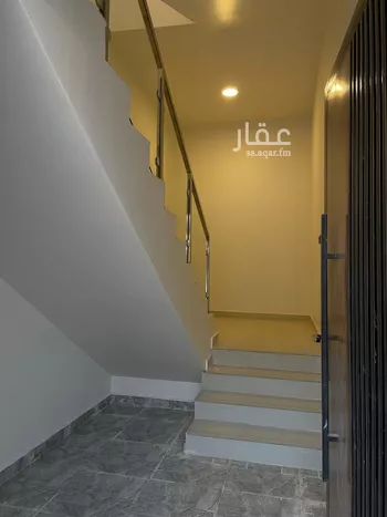 دور للبيع في شارع رقم 151, حي الجنادرية, مدينة الرياض, منطقة الرياض صورة 2