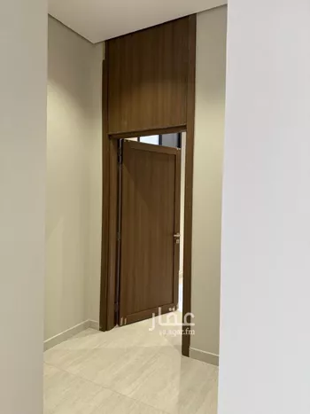 دور للبيع في شارع بدرالدين حسين الأنصاري, حي العوالي, مدينة الرياض, منطقة الرياض صورة 3