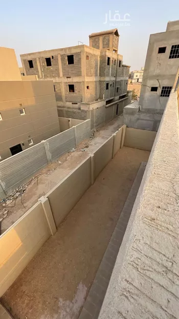 فيلا للبيع في شارع ابن أبي بكر المخزومي, حي مطار الملك خالد الدولي, مدينة الرياض, منطقة الرياض صورة 3