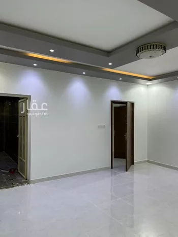 فيلا للبيع في شارع صخر بن عمرو, حي السليمانية, مدينة حفر الباطن, المنطقة الشرقية