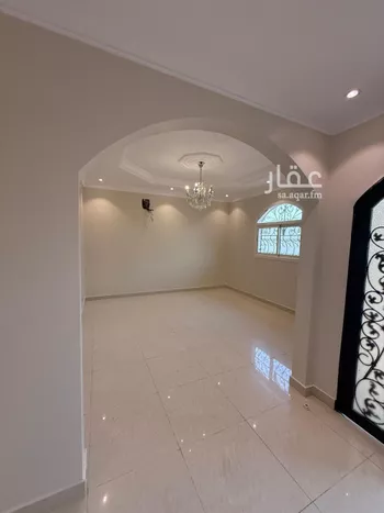 فيلا للإيجار في شارع فيفاء, حي الإزدهار, مدينة الرياض, منطقة الرياض صورة 3