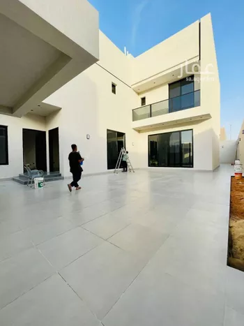 فيلا للبيع في شارع السيل الكبير, حي المهدية, مدينة الرياض, منطقة الرياض صورة 2