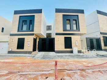 فيلا للبيع في شارع أحمد بن محمد الشعبي, حي المهدية, مدينة الرياض, منطقة الرياض