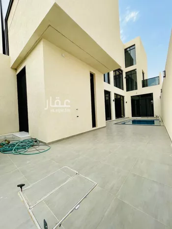 فيلا للبيع في شارع أبي الحسن الأسفرائيني, حي المهدية, مدينة الرياض, منطقة الرياض صورة 4