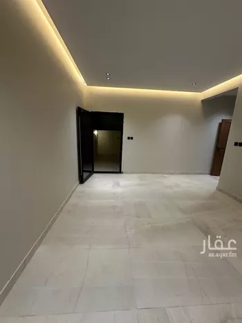 فيلا للبيع في شارع غزوة العشيرة, حي الأخضر, مدينة تبوك, منطقة تبوك صورة 3