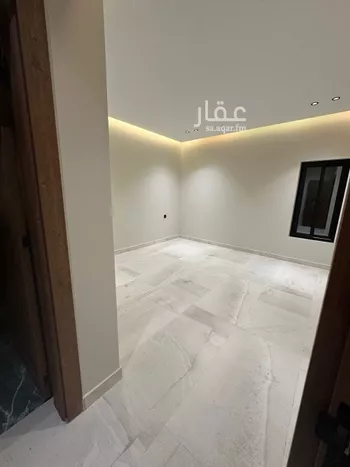 فيلا للبيع في شارع غزوة العشيرة, حي الأخضر, مدينة تبوك, منطقة تبوك صورة 5