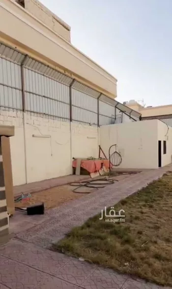 استراحة للبيع في شارع الحرفين, حي العزيزية, مدينة الرياض, منطقة الرياض صورة 5