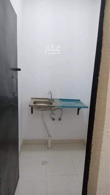 عمارة للإيجار في شارع الإمام النسائي, حي الرمال, مدينة الرياض, منطقة الرياض صورة 3