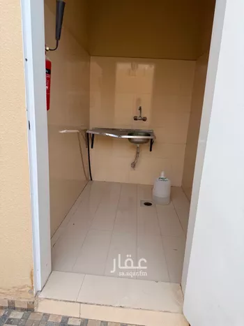 عمارة للإيجار في شارع إبراهيم بن ميسرة, حي الرمال, مدينة الرياض, منطقة الرياض صورة 3