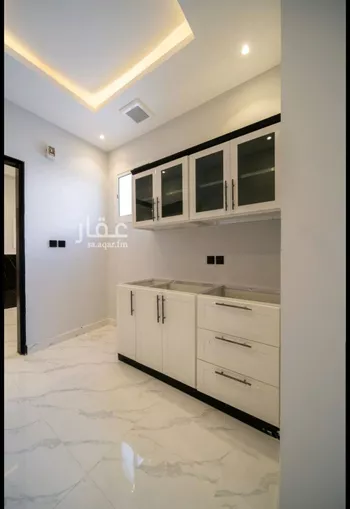 شقة للإيجار في شارع طريق الملك عبد الله, حي مغرزات, مدينة الرياض, منطقة الرياض صورة 3