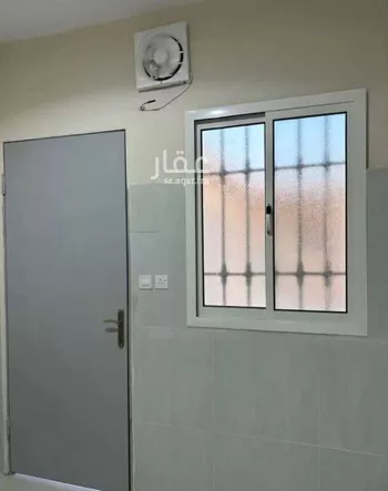 استراحة للبيع في شارع اسماعيل القالي, حي المصفاة, مدينة الرياض, منطقة الرياض صورة 3