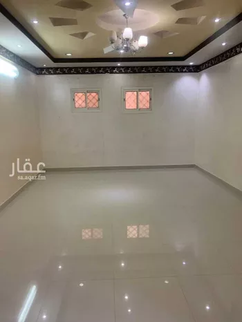 فيلا للبيع في شارع الليث, حي ظهرة لبن, مدينة الرياض, منطقة الرياض صورة 2