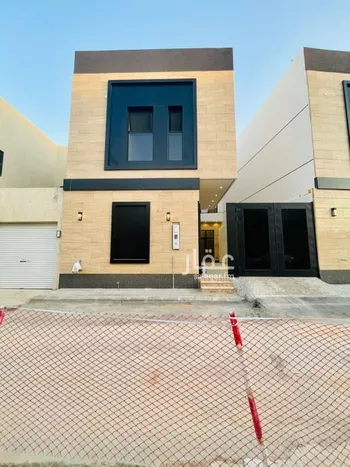 فيلا للبيع في شارع أحمد بن محمد الشعبي, حي المهدية, مدينة الرياض, منطقة الرياض