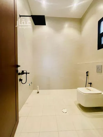 فيلا للبيع في شارع حميدة الإبراهيمي, حي العوالي, مدينة الرياض, منطقة الرياض صورة 5