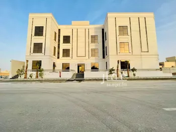 عمارة للبيع في شارع سليمان بن أحمد الطبراني, حي المهدية, مدينة الرياض, منطقة الرياض