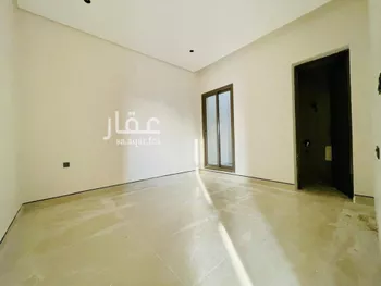 فيلا للبيع في شارع زينب بنت أبي سلمة, حي المهدية, مدينة الرياض, منطقة الرياض صورة 3