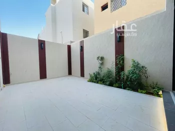 فيلا للبيع في شارع السيل الكبير, حي المهدية, مدينة الرياض, منطقة الرياض صورة 3