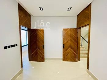 دور للبيع في شارع الجارود السلمي, حي عكاظ, مدينة الرياض, منطقة الرياض صورة 3