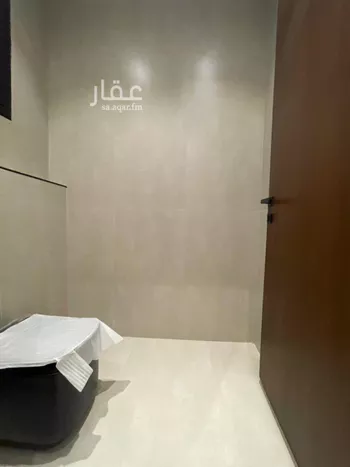 فيلا للبيع في شارع نهاوند, حي ظهرة لبن, مدينة الرياض, منطقة الرياض صورة 5