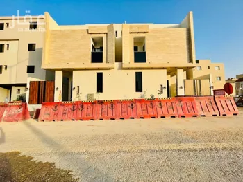 فيلا للبيع في شارع محمد نور رحيمي, حي المهدية, مدينة الرياض, منطقة الرياض صورة 2