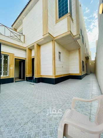 فيلا للبيع في شارع محمد نور رحيمي, حي المهدية, مدينة الرياض, منطقة الرياض صورة 3