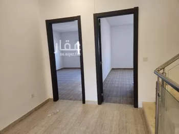 فيلا للإيجار في شارع أبي الغنائم الكتان, حي مطار الملك خالد الدولي, مدينة الرياض, منطقة الرياض صورة 4