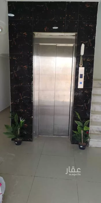 عمارة للإيجار في شارع رقم 31, حي ظهرة لبن, مدينة الرياض, منطقة الرياض صورة 2