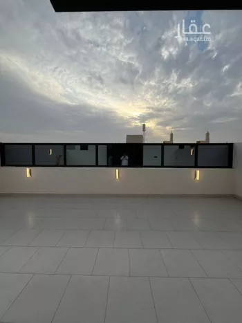 فيلا للبيع في شارع أحمد بن الحسن الأنصاري, حي المهدية, مدينة الرياض, منطقة الرياض صورة 4