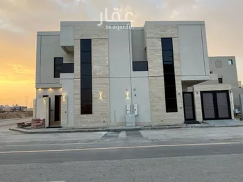فيلا للبيع في صورة 4