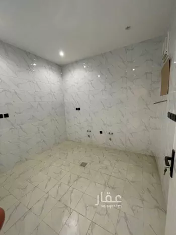 شقة للبيع في شارع عبد الله بن ورقاء بن جناده, حي مريخ, مدينة جدة, منطقة مكة المكرمة صورة 5