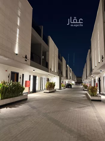 فيلا للإيجار في شارع علي بن أحمد العمري, حي العارض, مدينة الرياض, منطقة الرياض