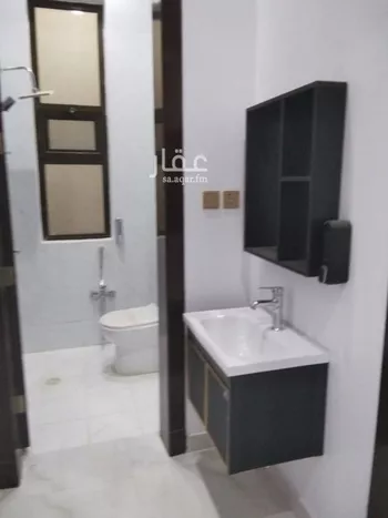 دور للبيع في شارع عبدالمنعم بن أبي نصر, حي الشفاء, مدينة الرياض, منطقة الرياض صورة 3