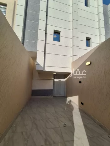 دور للبيع في شارع بدر, حي بدر, مدينة الرياض, منطقة الرياض صورة 3