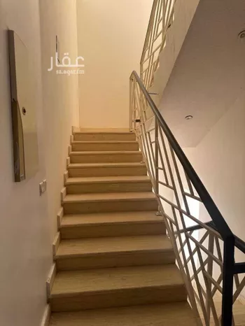 فيلا للبيع في شارع قصيرات, حي شبرا, مدينة الرياض, منطقة الرياض صورة 5