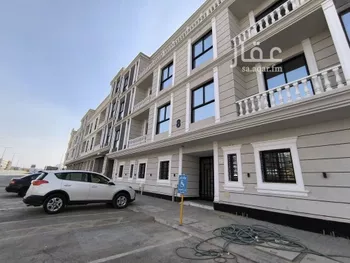 شقة للبيع في شارع عبدالله بن مسرور, حي ديراب, مدينة الرياض, منطقة الرياض