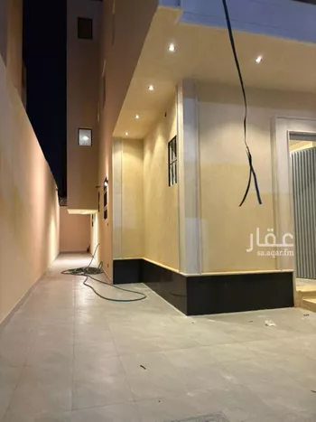 فيلا للبيع في شارع آمنة بنت عمار, حي العريجاء الغربي, مدينة الرياض, منطقة الرياض صورة 3