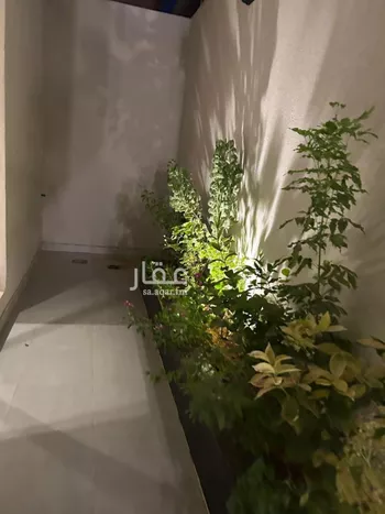 فيلا للبيع في شارع عين قصاري, حي العريجاء الأوسط, مدينة الرياض, منطقة الرياض صورة 2