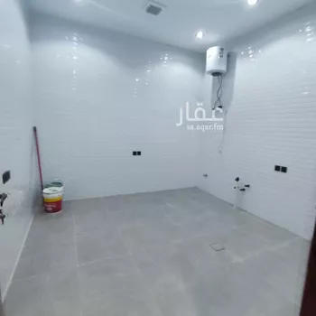 دور للبيع في شارع الأمير سعود بن محمد بن مقرن, حي طويق, مدينة الرياض, منطقة الرياض صورة 4