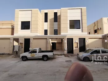 دور للبيع في شارع فهد بن جابر, حي سلطانة, مدينة الرياض, منطقة الرياض صورة 5