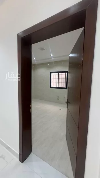 دور للبيع في شارع رقم 16, حي العزيزية, مدينة الرياض, منطقة الرياض صورة 4