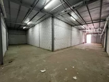 مستودع للإيجار في شارع ابو بكر علي الحدادي, حي الخمرة, مدينة جدة, منطقة مكة المكرمة