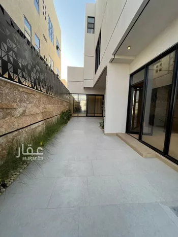 فيلا للبيع في شارع أحمد الكازروني, حي المهدية, مدينة الرياض, منطقة الرياض صورة 4