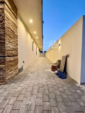 شقة للبيع في شارع أحمد بن الحسن الأنصاري, حي المهدية, مدينة الرياض, منطقة الرياض صورة 5