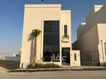 فيلا للبيع في شارع وادي الحسنا, حي المهدية, مدينة الرياض, منطقة الرياض صورة 3
