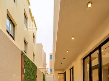 فيلا للبيع في شارع أحمد المطاع, حي المهدية, مدينة الرياض, منطقة الرياض صورة 4