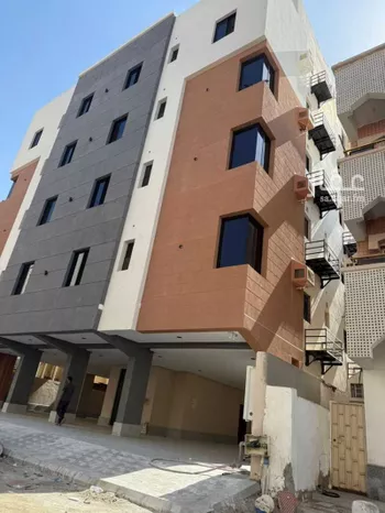 عمارة للبيع في شارع حرملة بن الوليد ، حي المنتزه ، جدة ، جدة صورة 3