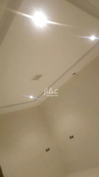 فيلا للبيع في شارع الحسين بن رواحة ، حي الرمال ، الرياض ، منطقة الرياض