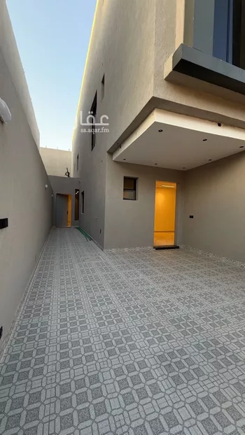 دور للبيع في شارع ابن أبي الفخار, حي عكاظ, مدينة الرياض, منطقة الرياض صورة 3
